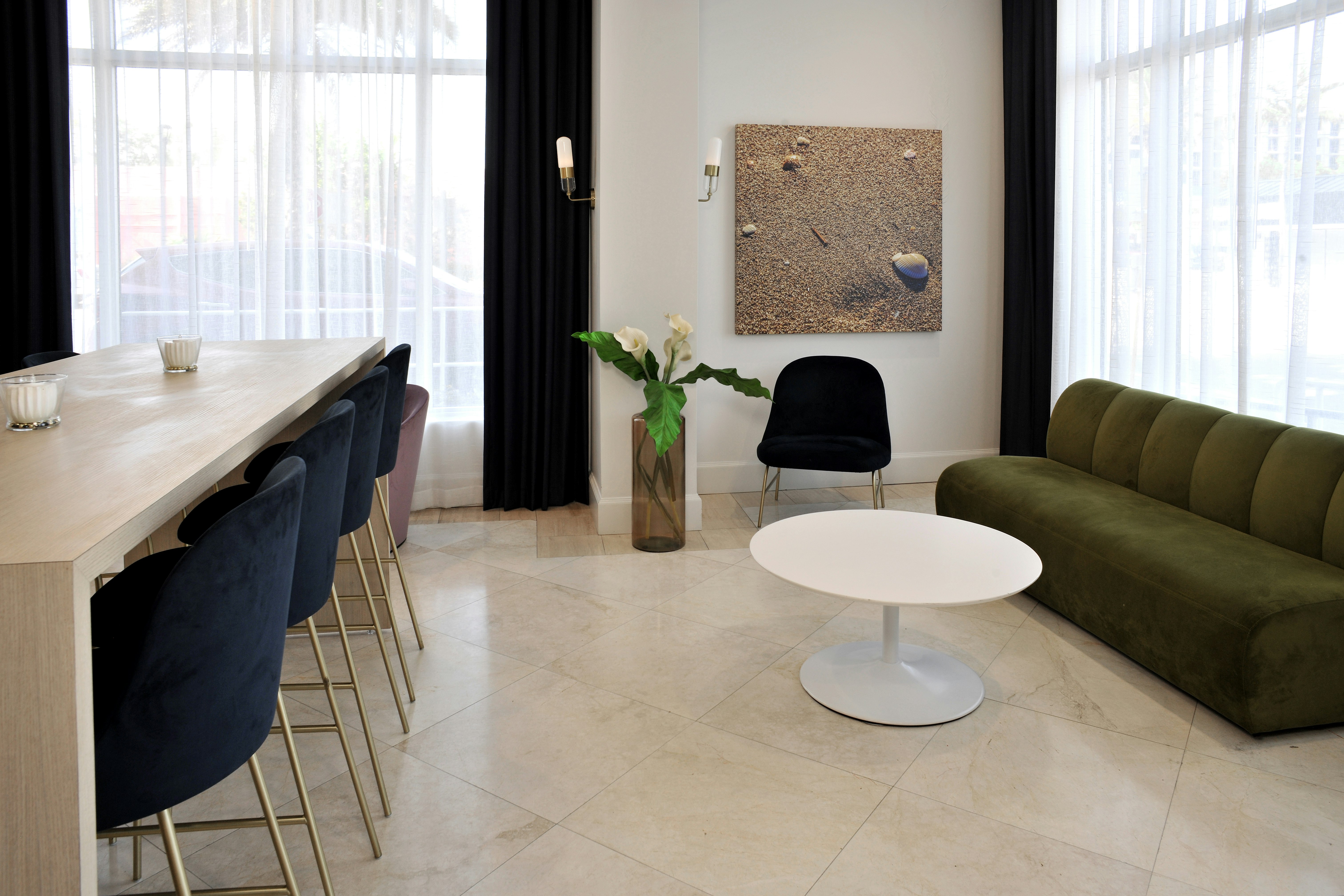 Hotel Dello Fort Lauderdale Airport, Tapestry Collection by Hilton 5/18