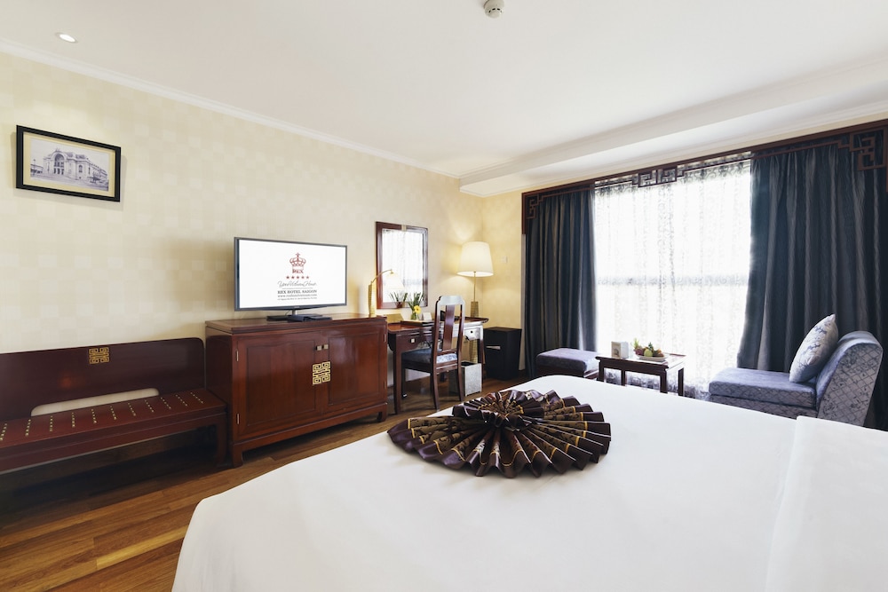 Rex Hotel Saigon 19/50
