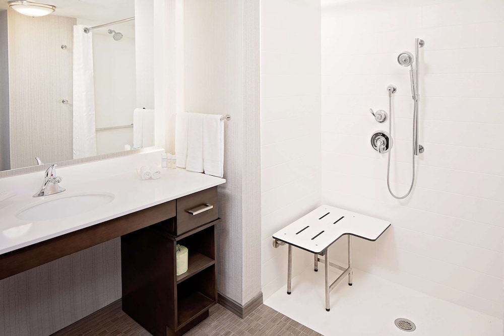 Homewood Suites By Hilton Ronkonkoma 13/34