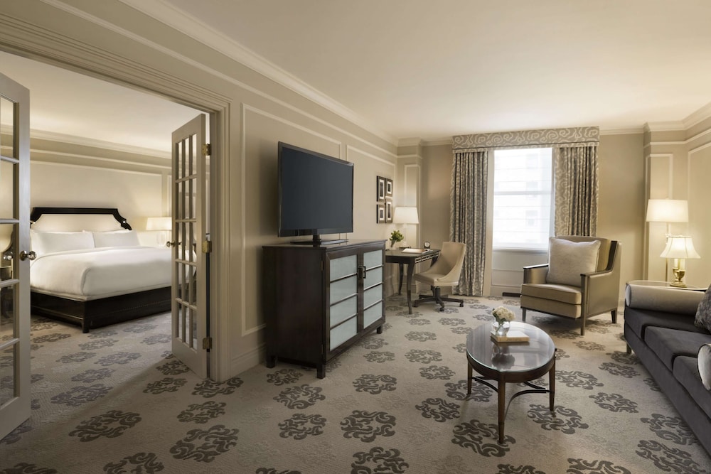Fairmont Hotel Vancouver 47/67