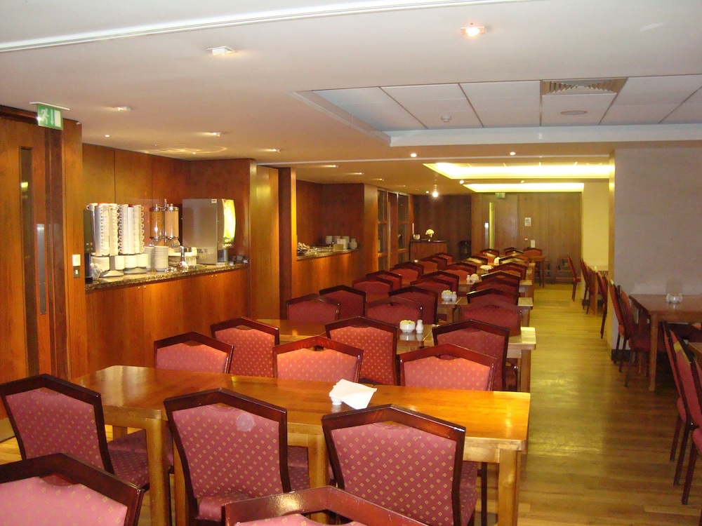 Central Park Hotel 43/49