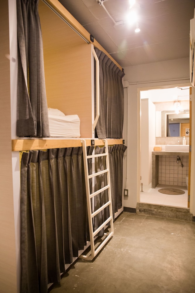 Movylodge Hostel 45/70