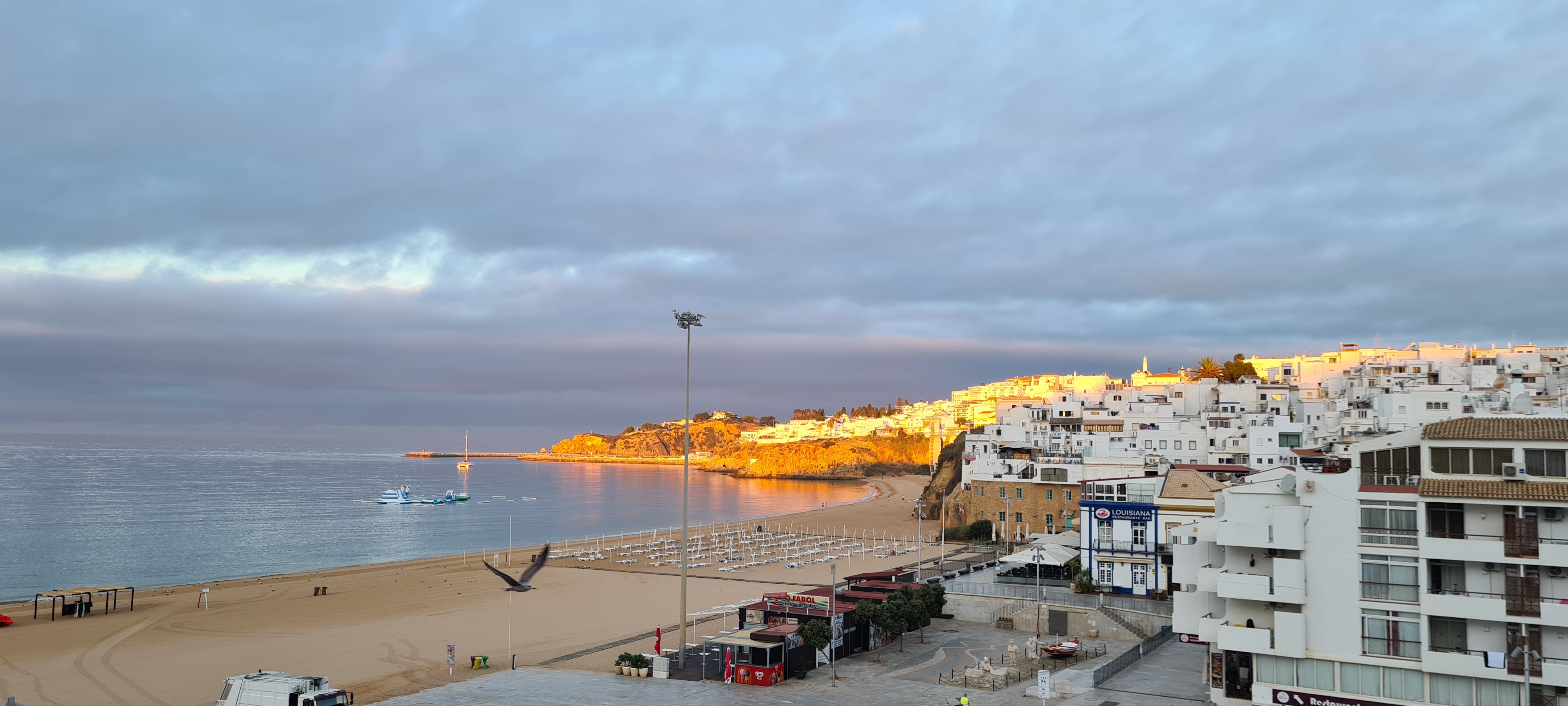 Albufeira Beach Hotel 26/32