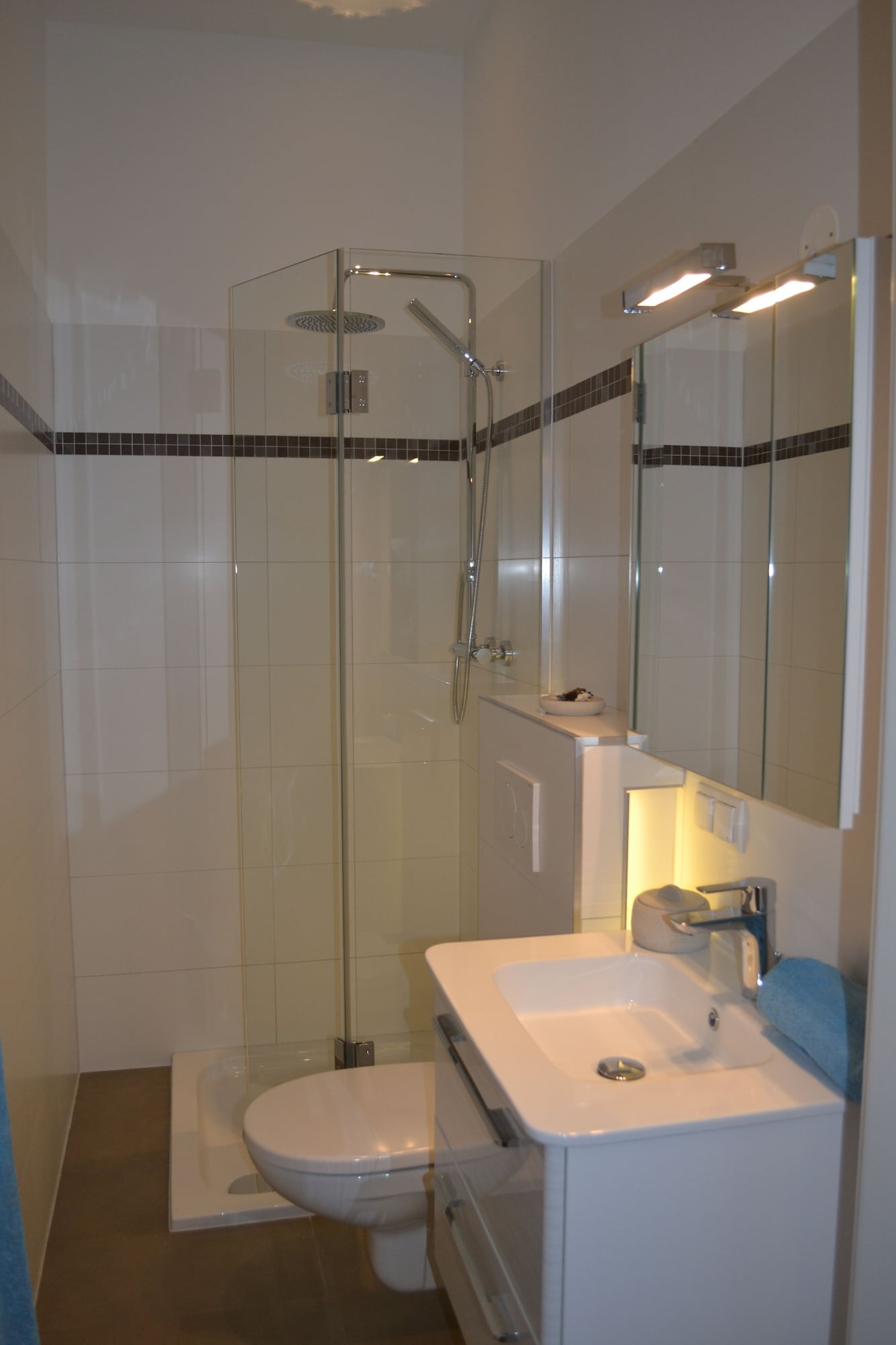 DELUXE, STUDIO, CITY VIEW, KITCHEN