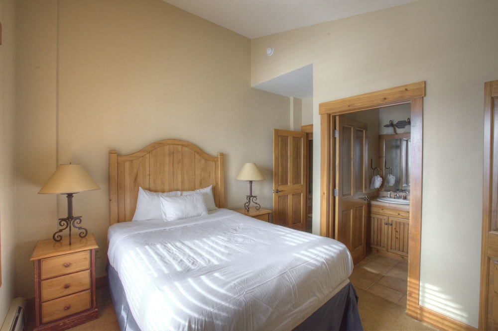 Mountain Thunder Lodge 18/80