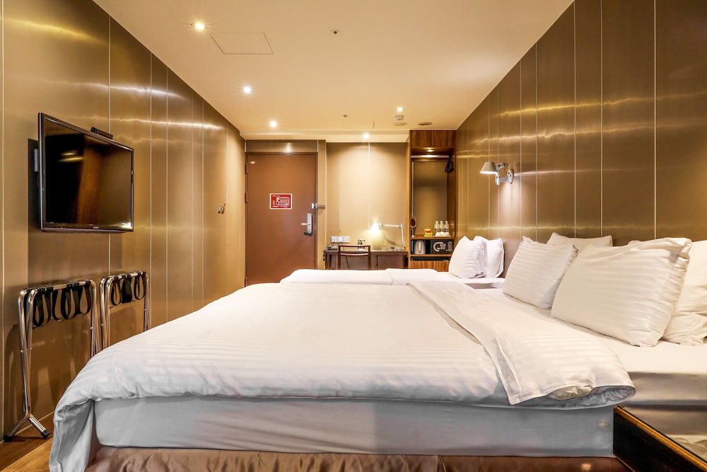 Hotel Relax I 7/47