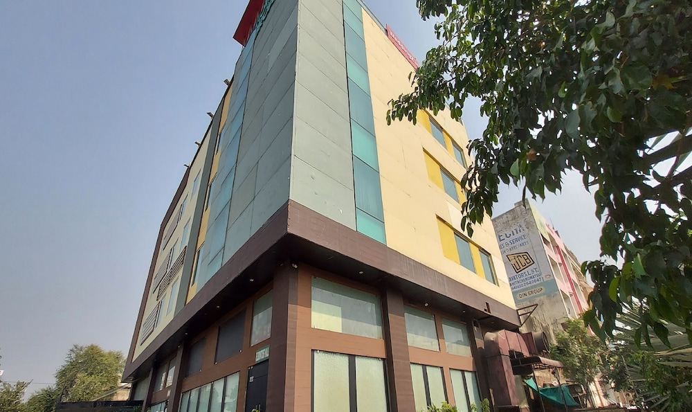 Oyo 7130 Hotel Broadway 2/50