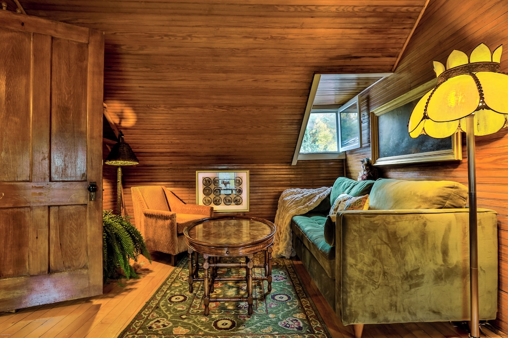 Lake Placid Stagecoach Inn 21/49