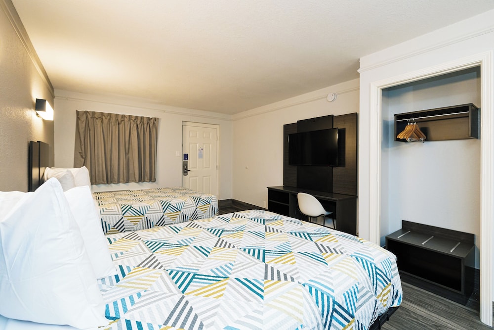Motel6 Baytown, TX - Garth Rd 39/63