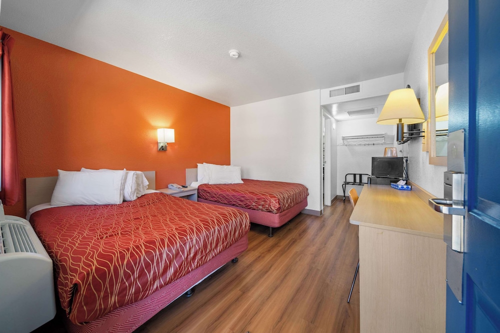 Motel6 Big Bear Lake, CA 11/50
