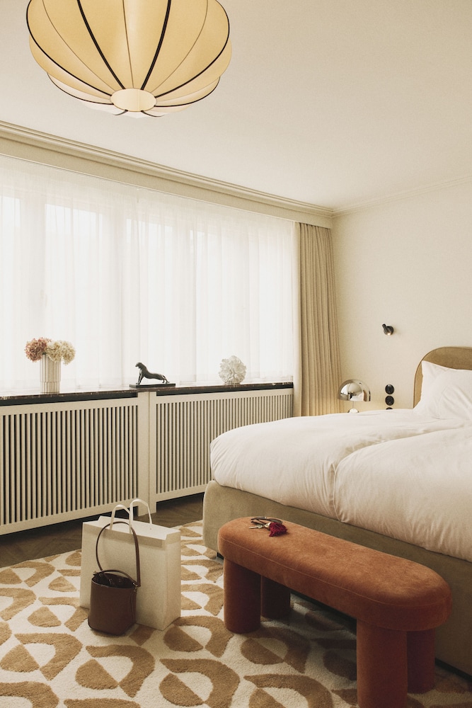 جناح جونيور بسرير كوين، Hotel Bella Grande 2/3