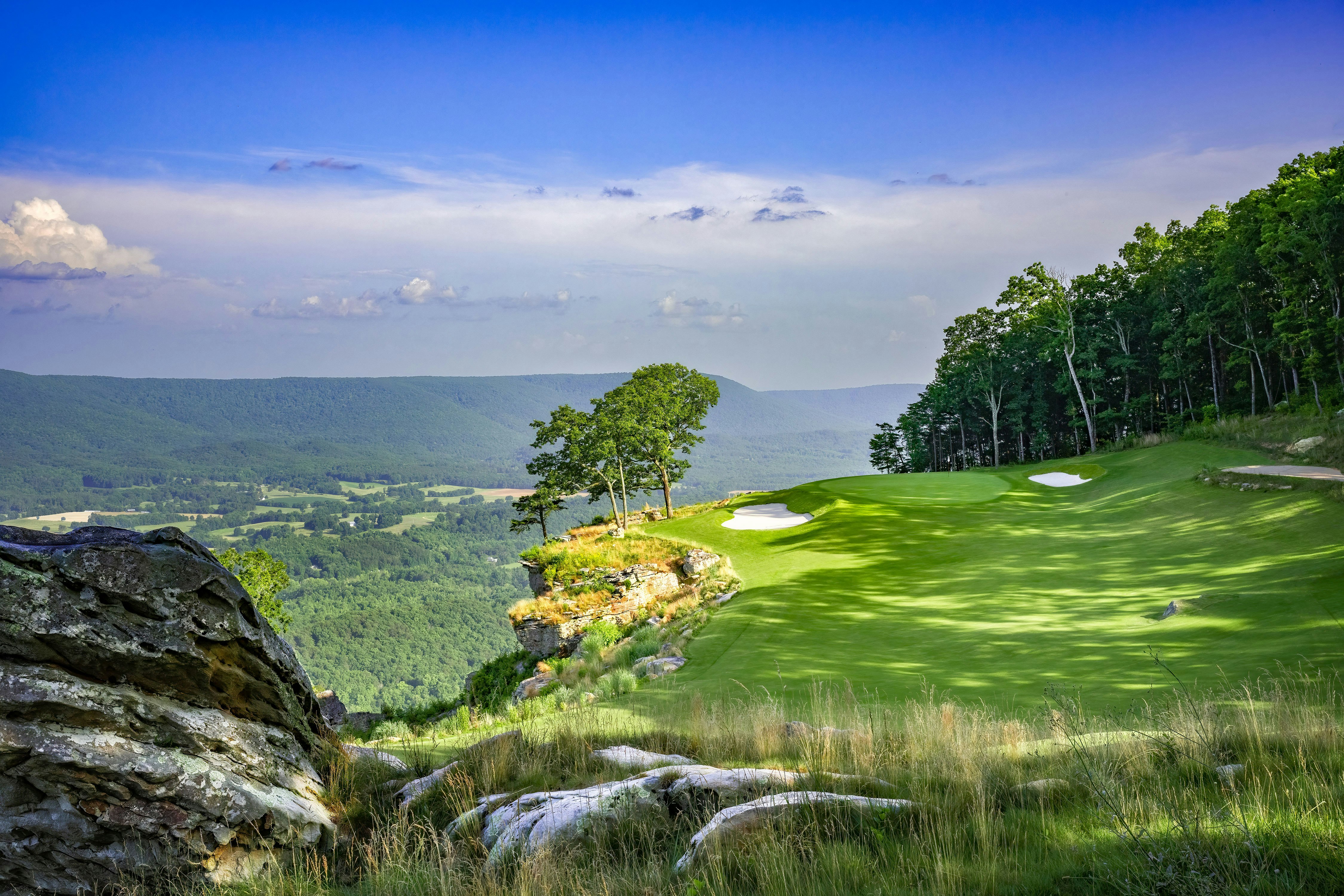 Cloudland at McLemore Resort Lookout Mountain, Curio Hilton 56/58