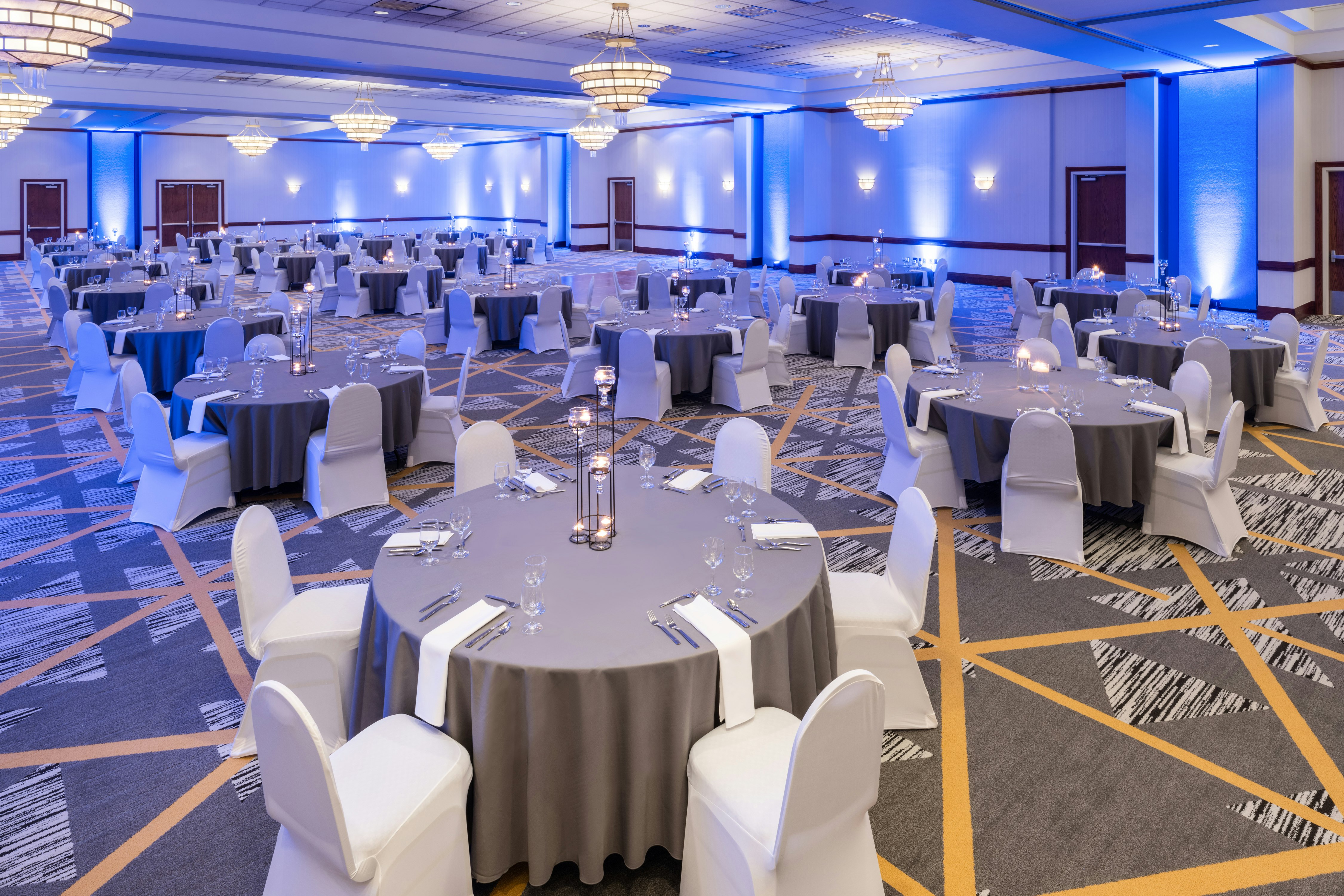 Embassy Suites by Hilton Portland Airport 56/66