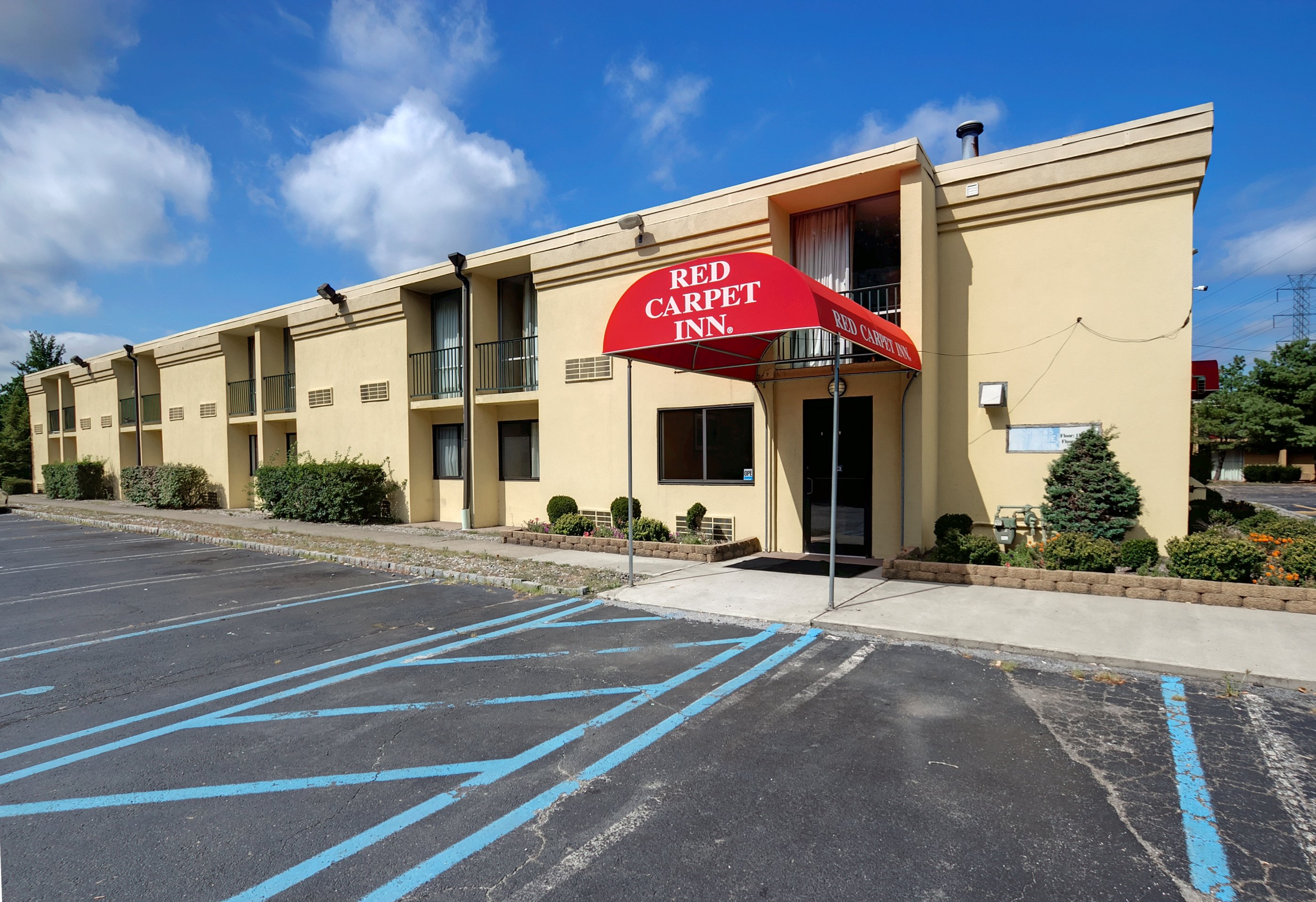 Scottish Inn 27/29