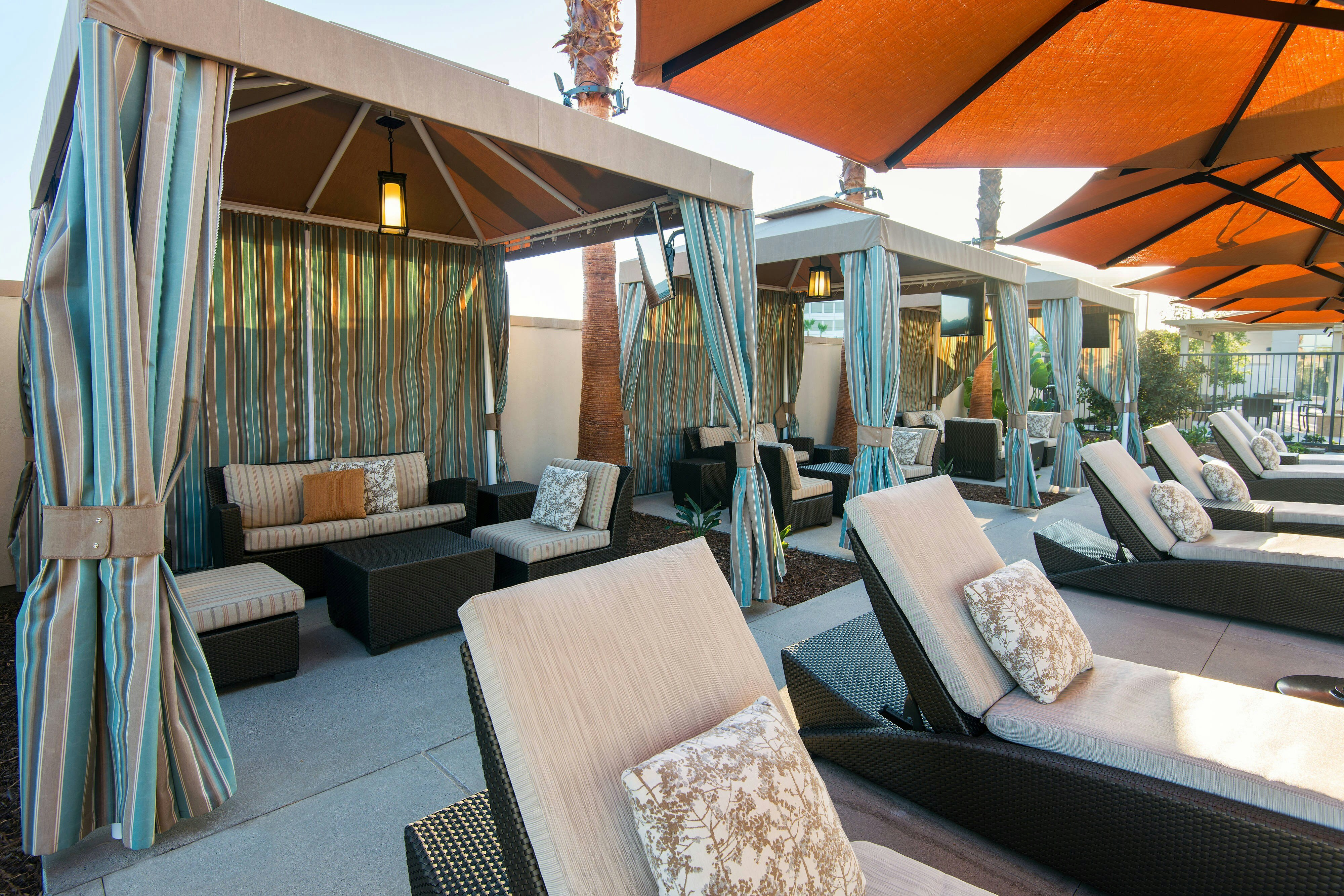 Courtyard Irvine Spectrum 42/73