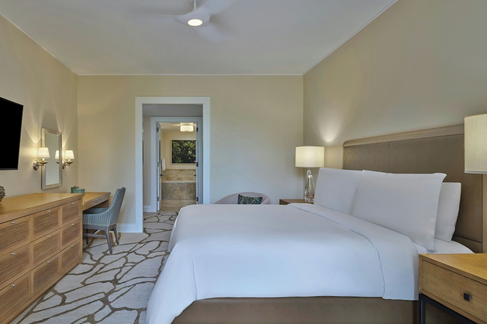2 BEDROOMS, CLUB, OCEAN VIEW