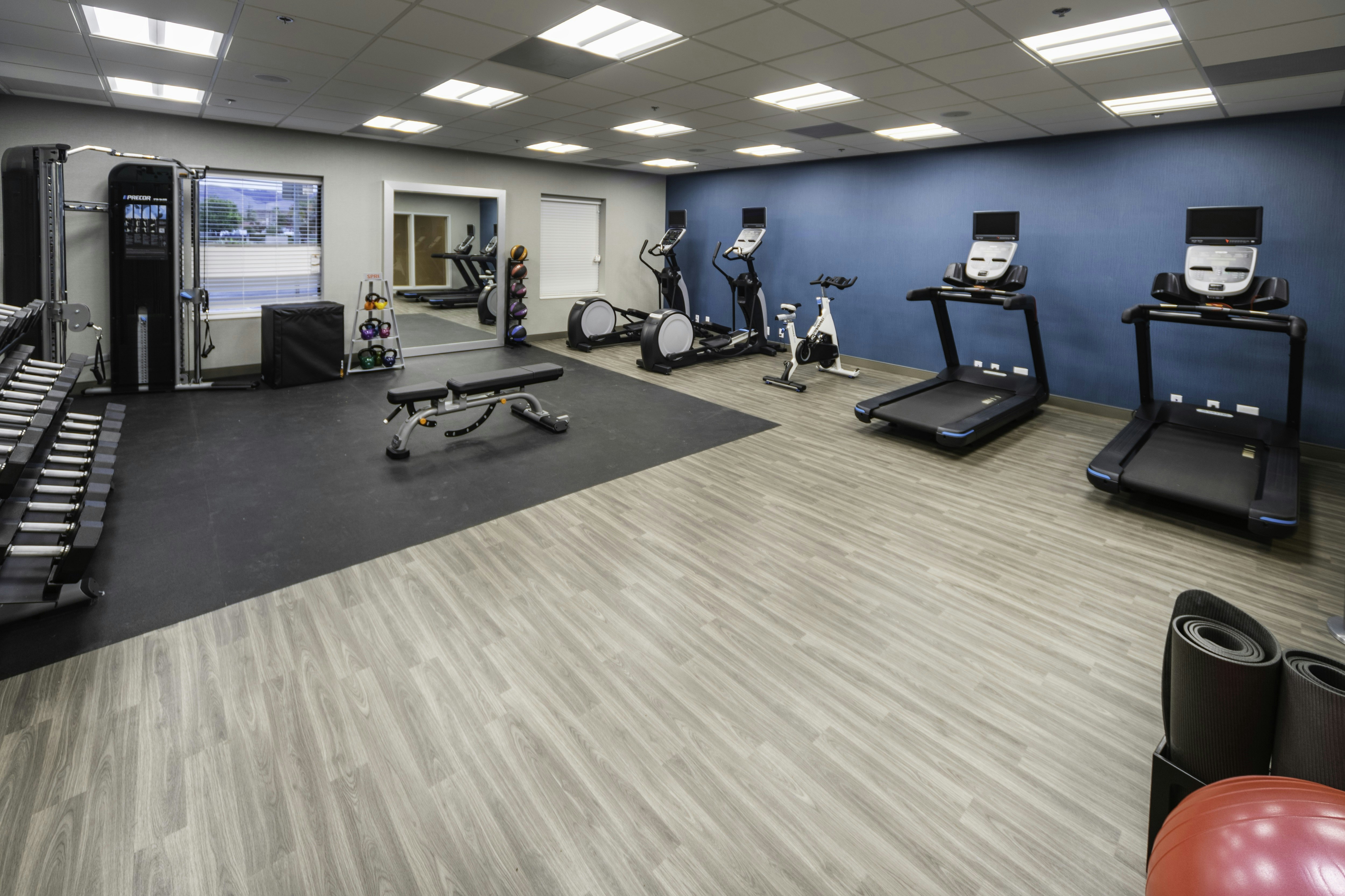 Hampton Inn and Suites Santa Maria 24/48