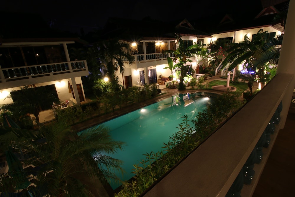 Ya Nui Resort 69/81