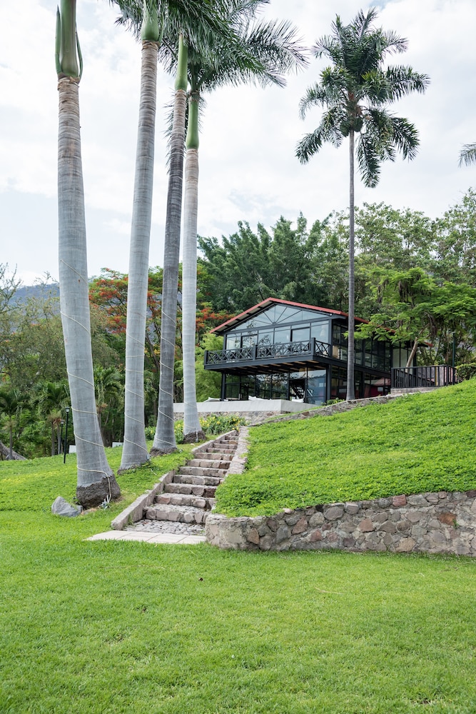 Santa Maria Resort Boutique Colletion 42/55