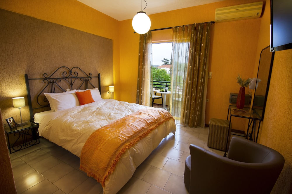 Lycasti Maisonettes 9/41