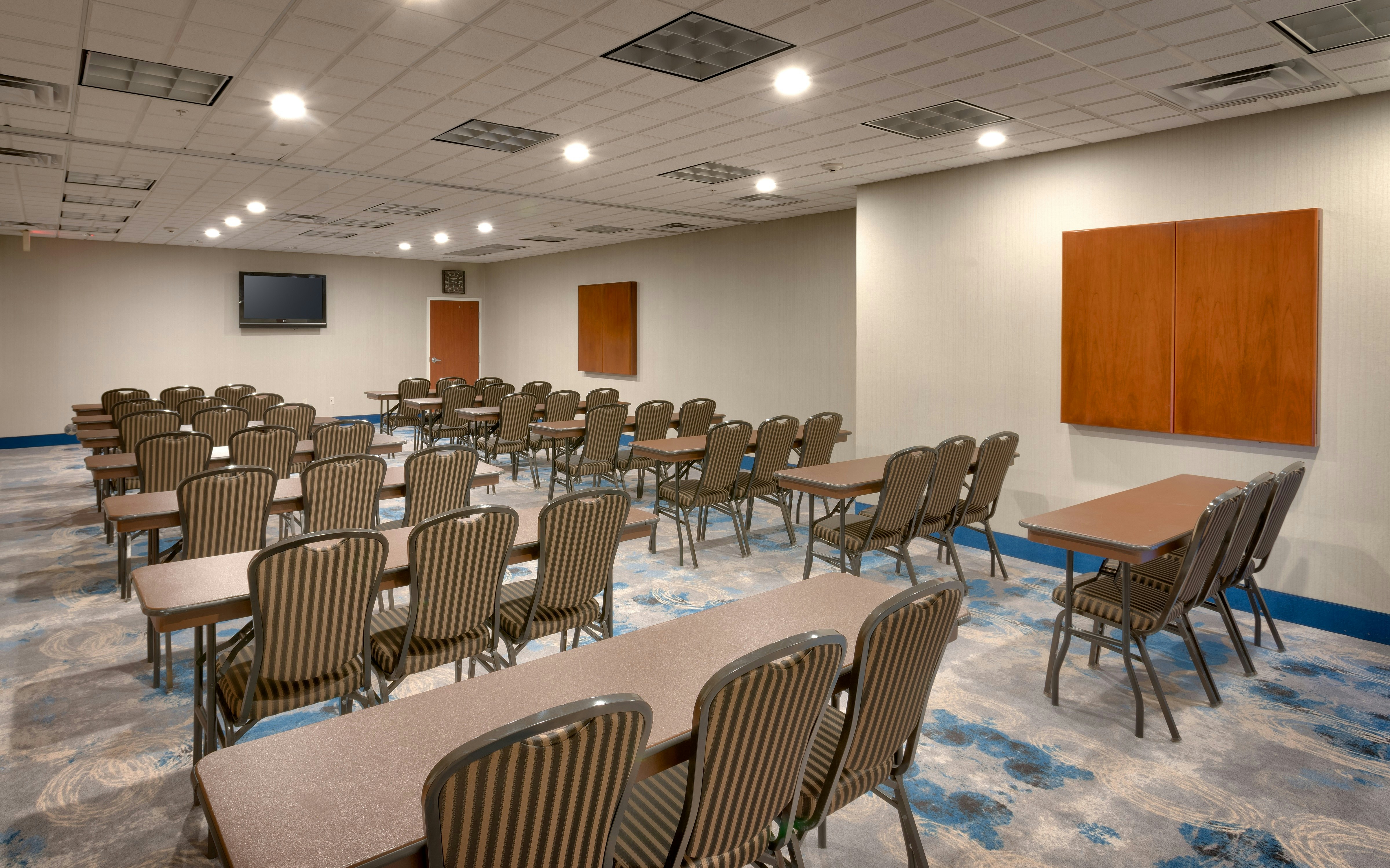 Hampton Inn Suites Pocatello 37/47