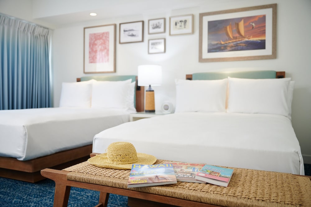 OUTRIGGER Reef Waikiki Beach Resort 34/86
