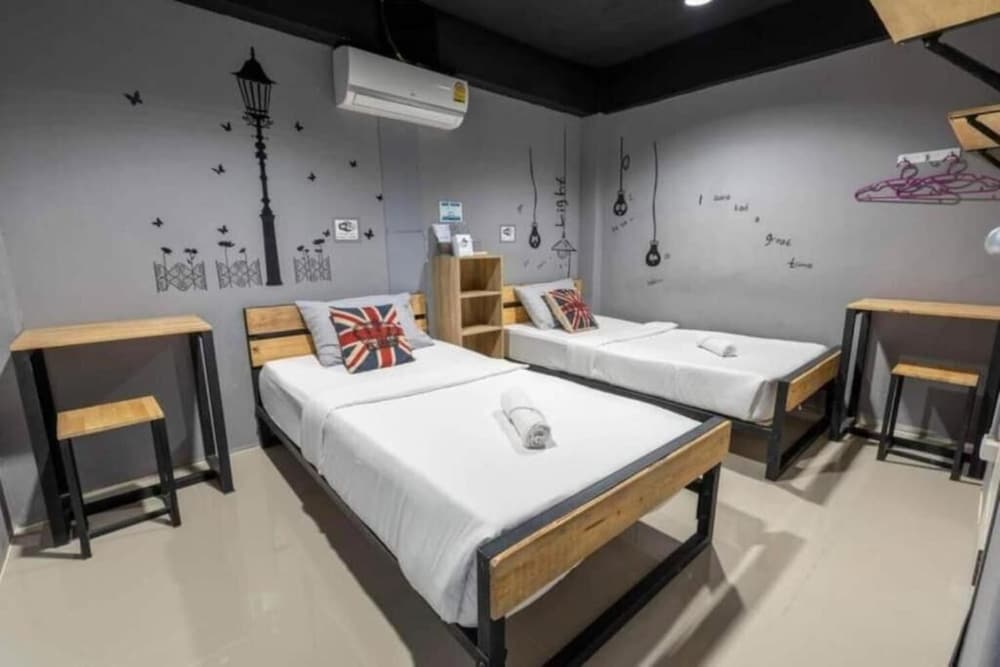 La Belle Nuit House 43/78