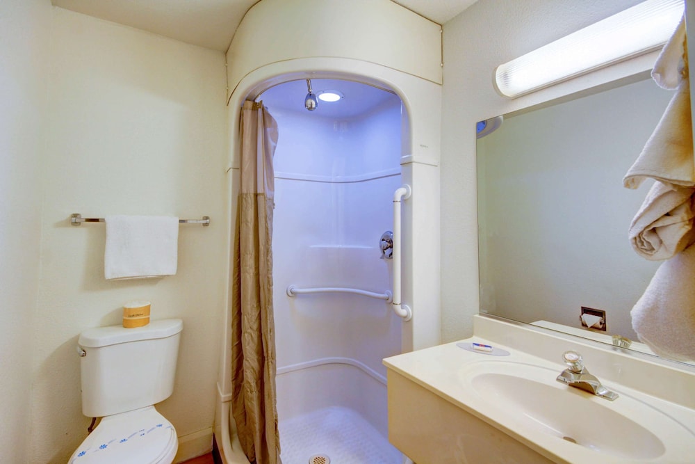 Motel6 Saint George, UT - University/Historic Downtown 49/53