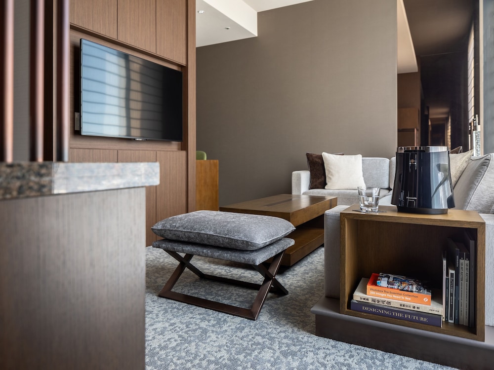 The Celestine Ginza 43/68