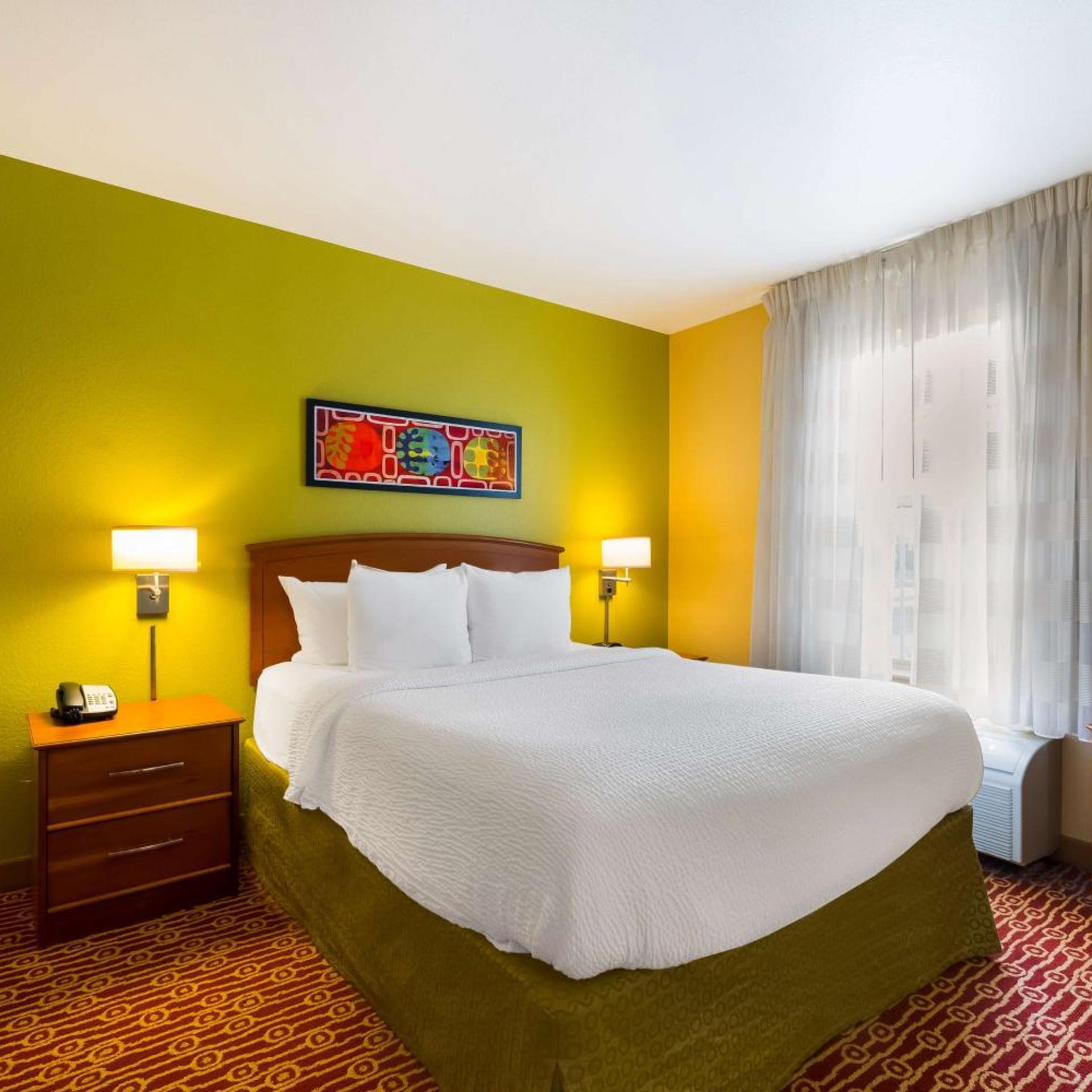 Home, Studio, Suite, Queen Bed, Bathtub, Accessible