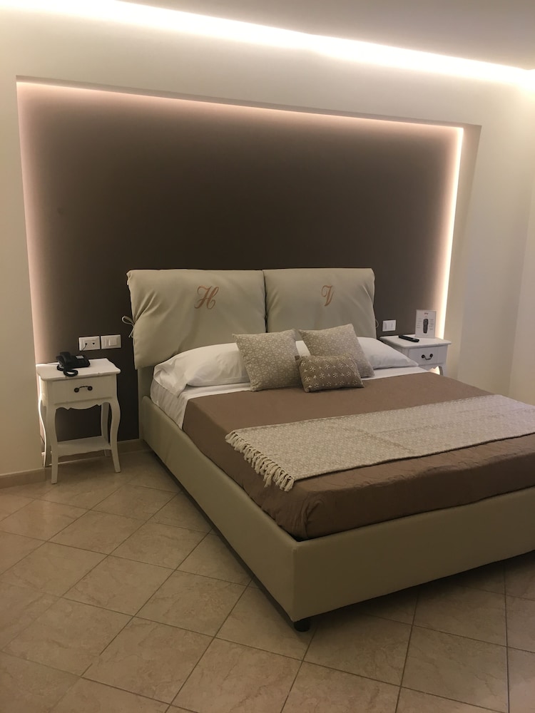 Hotel Victoria 25/66