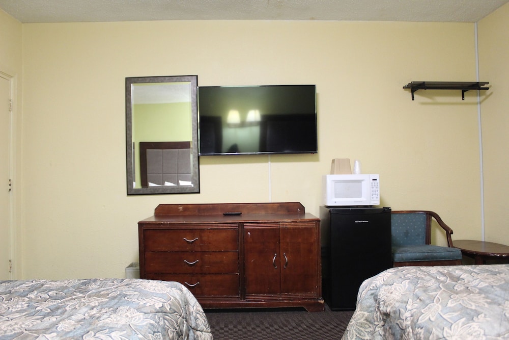 Double N Motel 27/32
