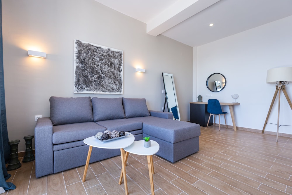 Anasa Corfu 19/50