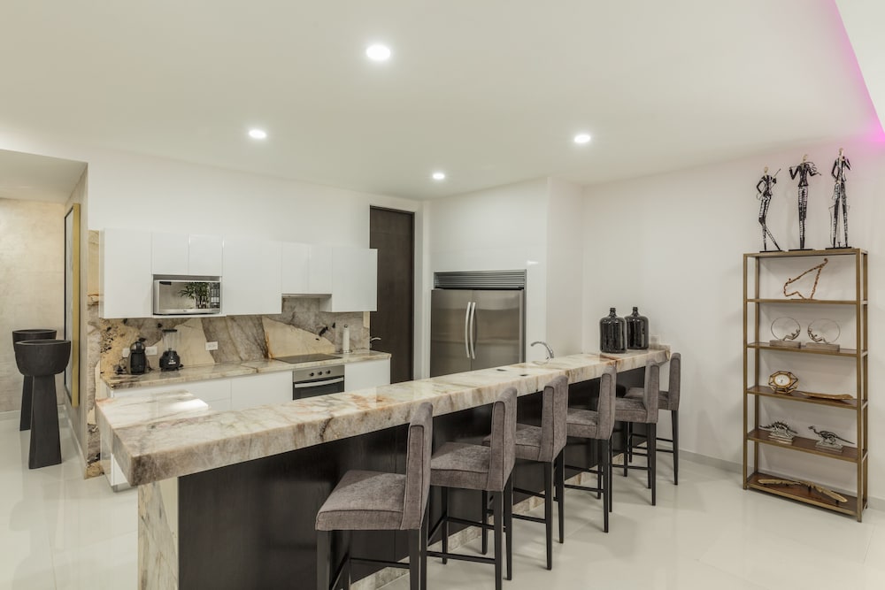 Serenity Hotel Boutique 60/70