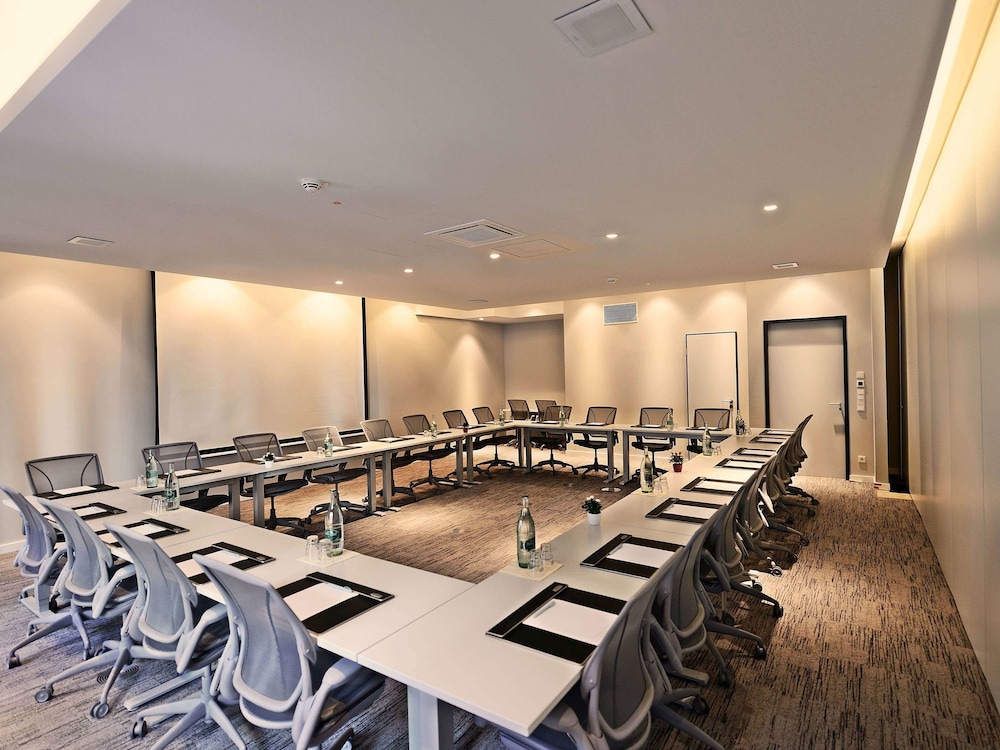Mercure Hotel Kaiserhof Frankfurt City Center 49/58