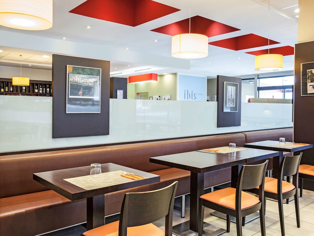 IBIS BARCELONA RIPOLLET 59/72
