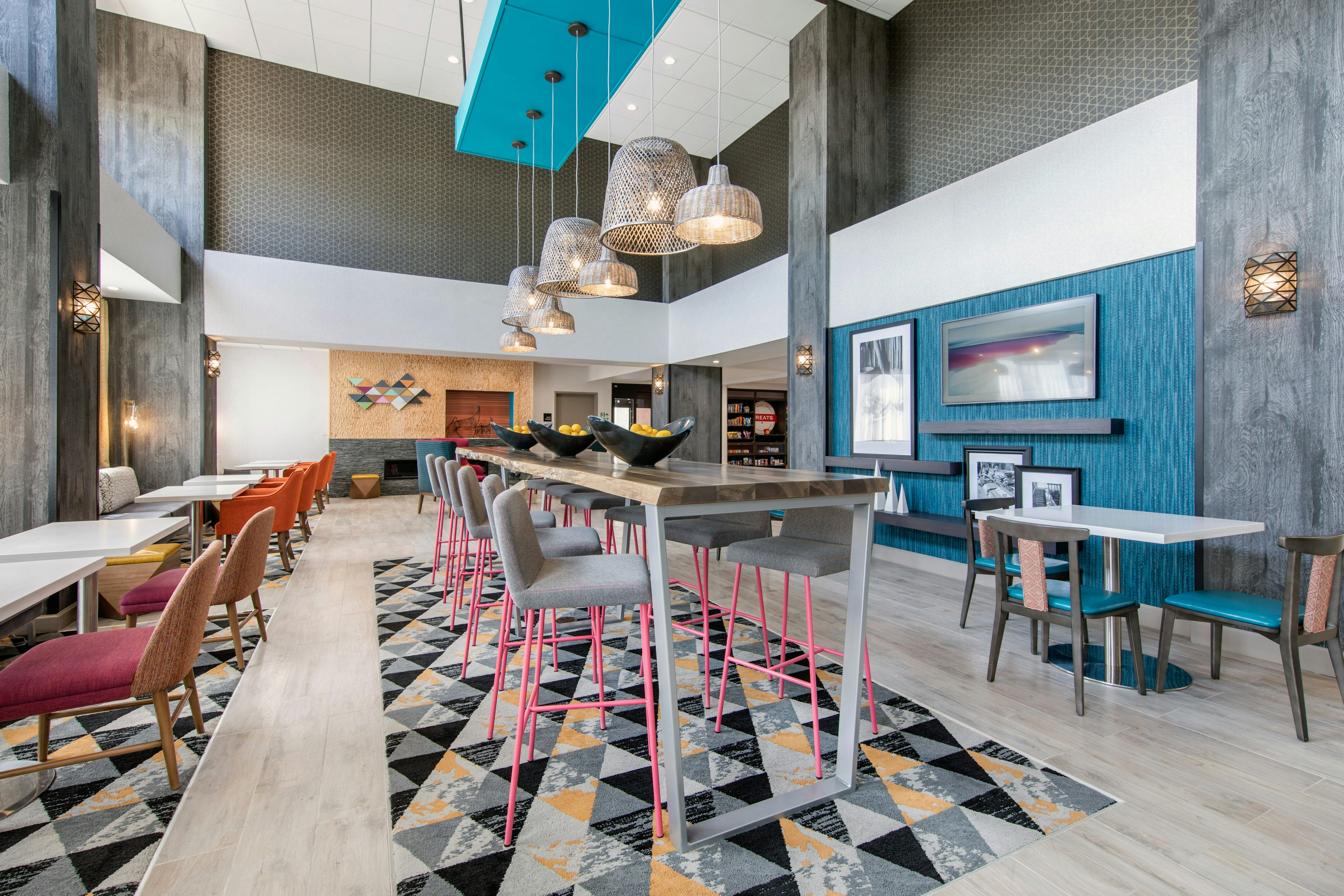 Hampton Inn and Suites Ruidoso Downs 30/37