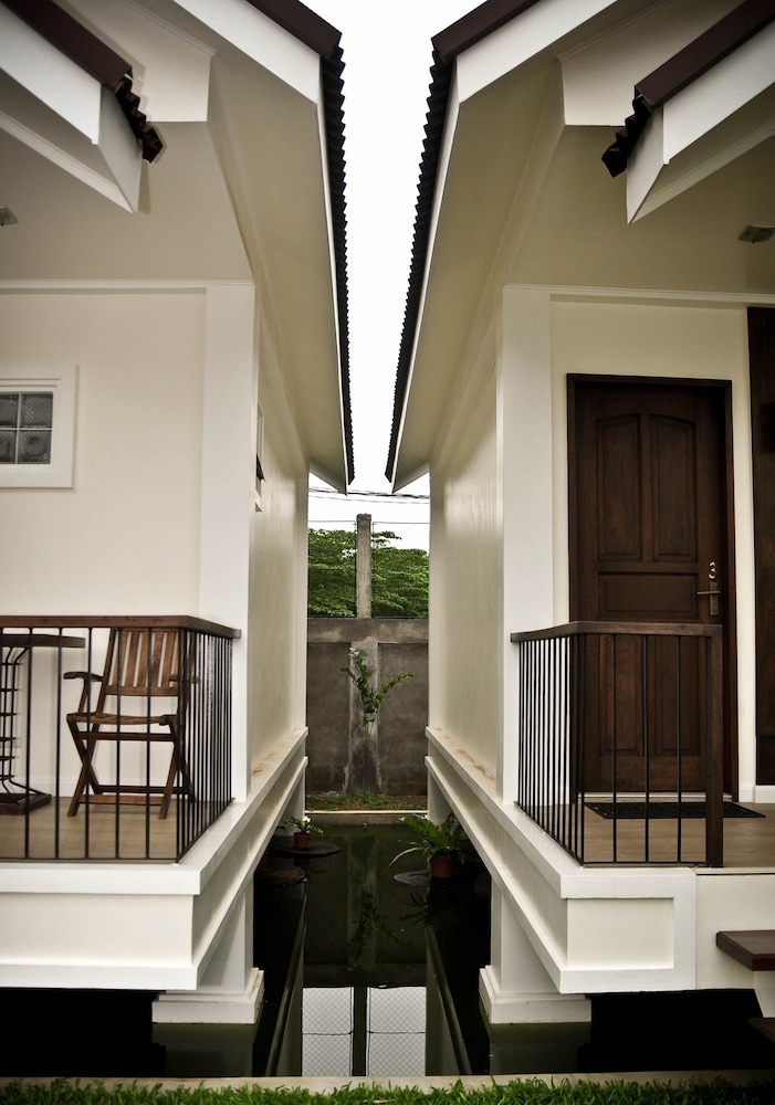 Cleon Villas Pension 9/24