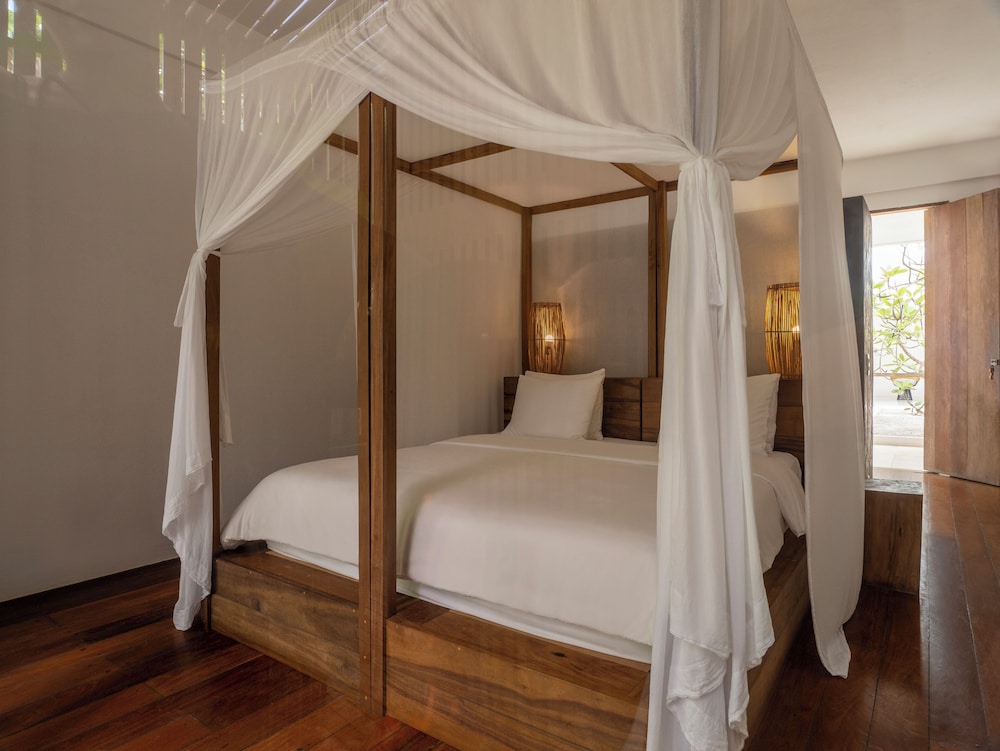 Garden, Suite, King Bed