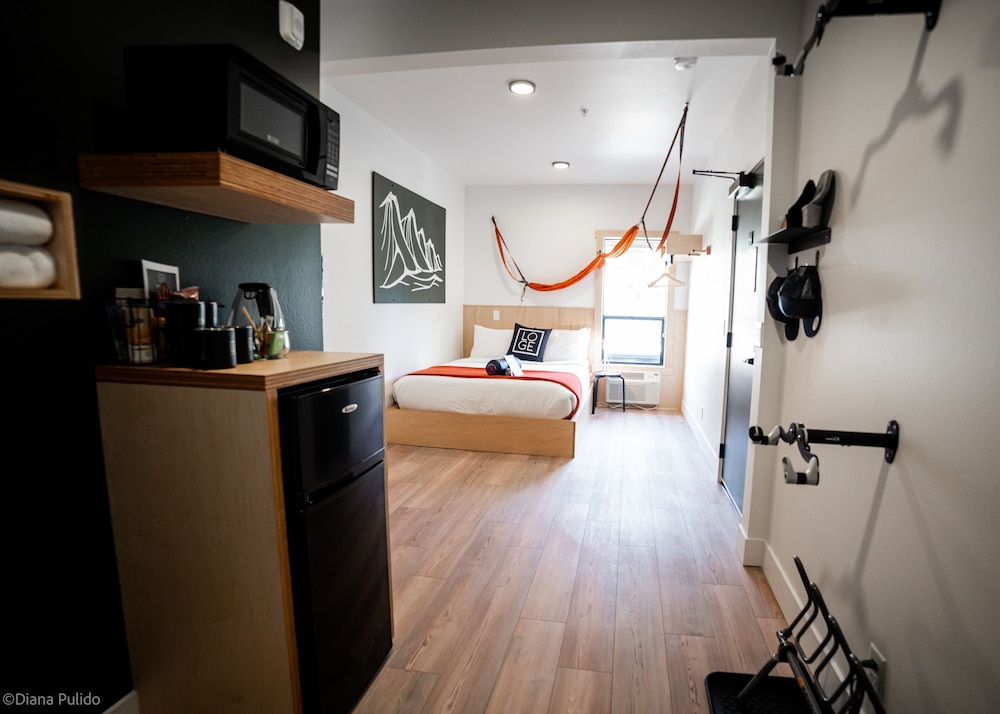 LOGE Leavenworth Downtown 29/50
