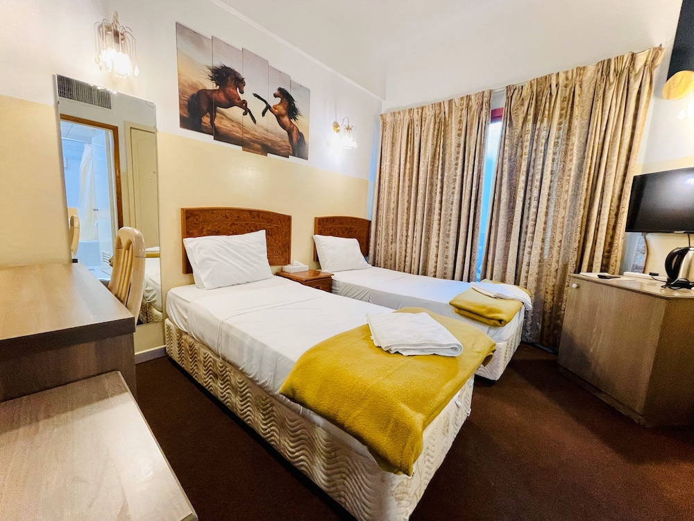 STANDARD, TWIN BEDS