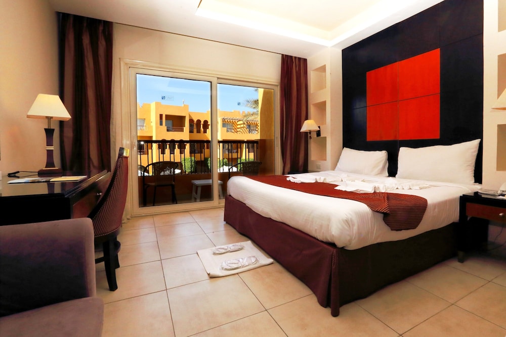 Rehana Royal Beach Resort and Spa 19/68