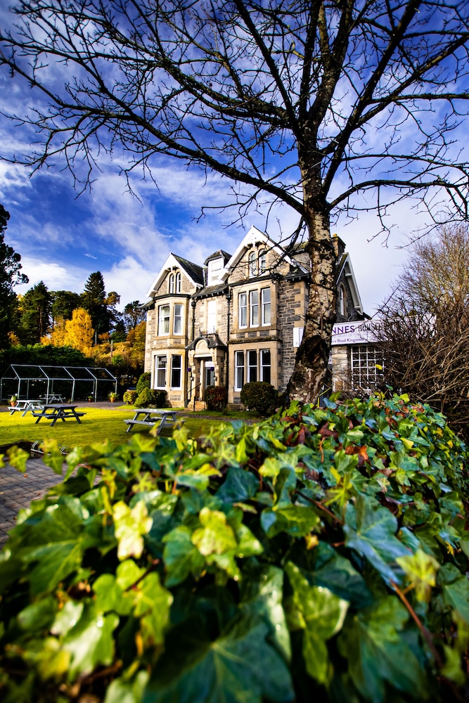 Mcinnes House Hotel 33/35