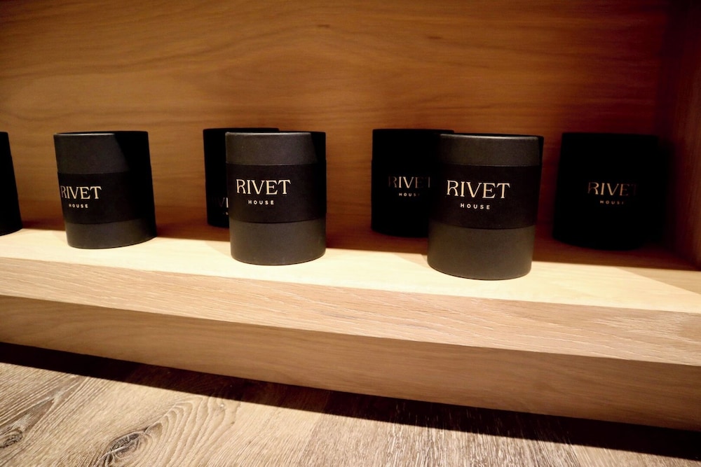 Rivet House 17/34
