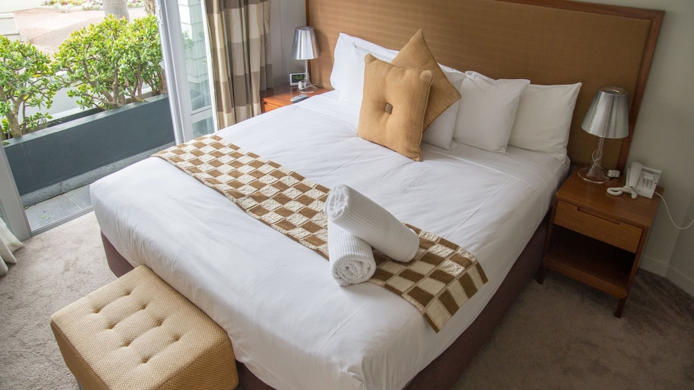 The Waterfront Suites Heritage Collection 14/50