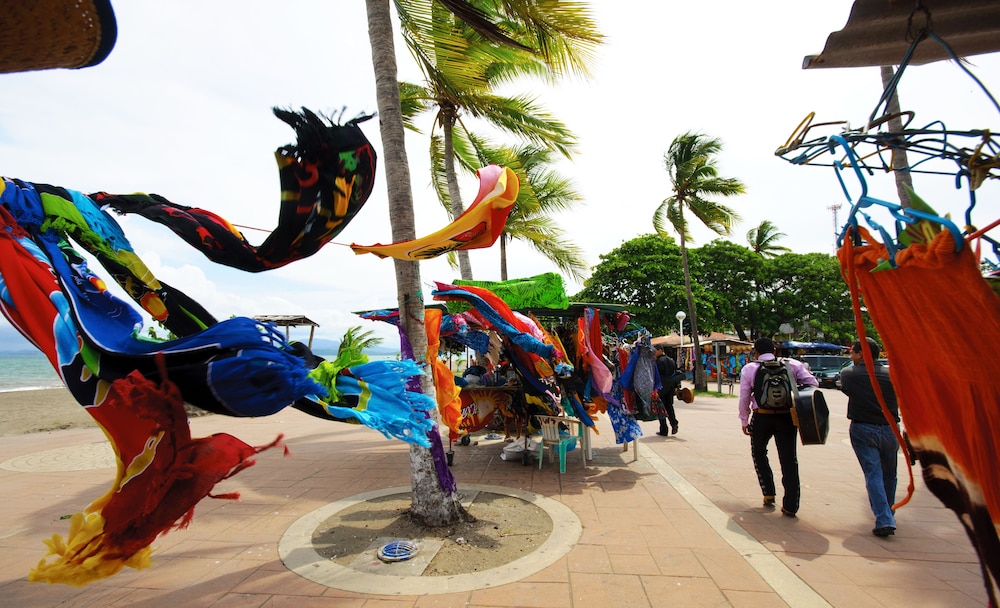 Hotel Puntarenas Beach 40/50