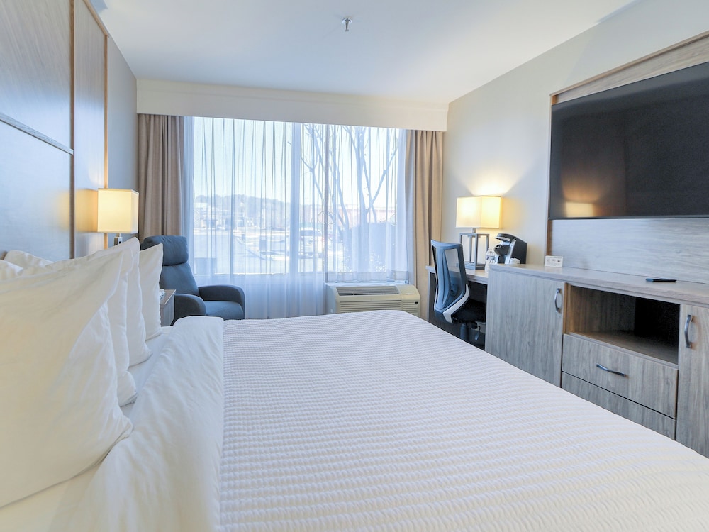 1 BEDROOM, SINGLE, ACCESSIBLE