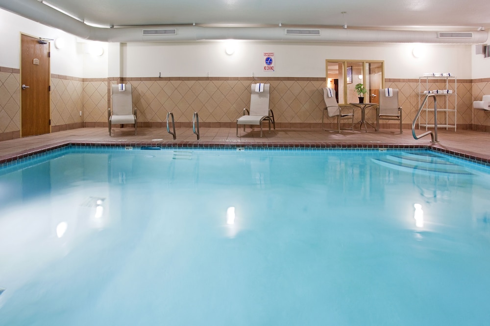 Holiday Inn Express & Suites Sandy - South Salt Lake City, an IHG Hotel 3/56