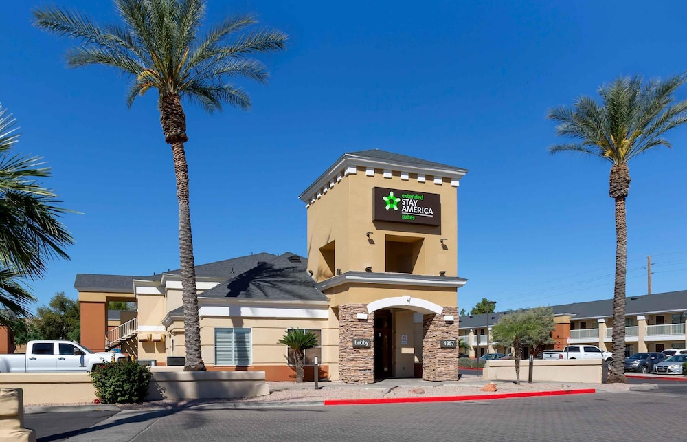 Extended Stay America Select Suites Phoenix Airport E Oak St 4/56