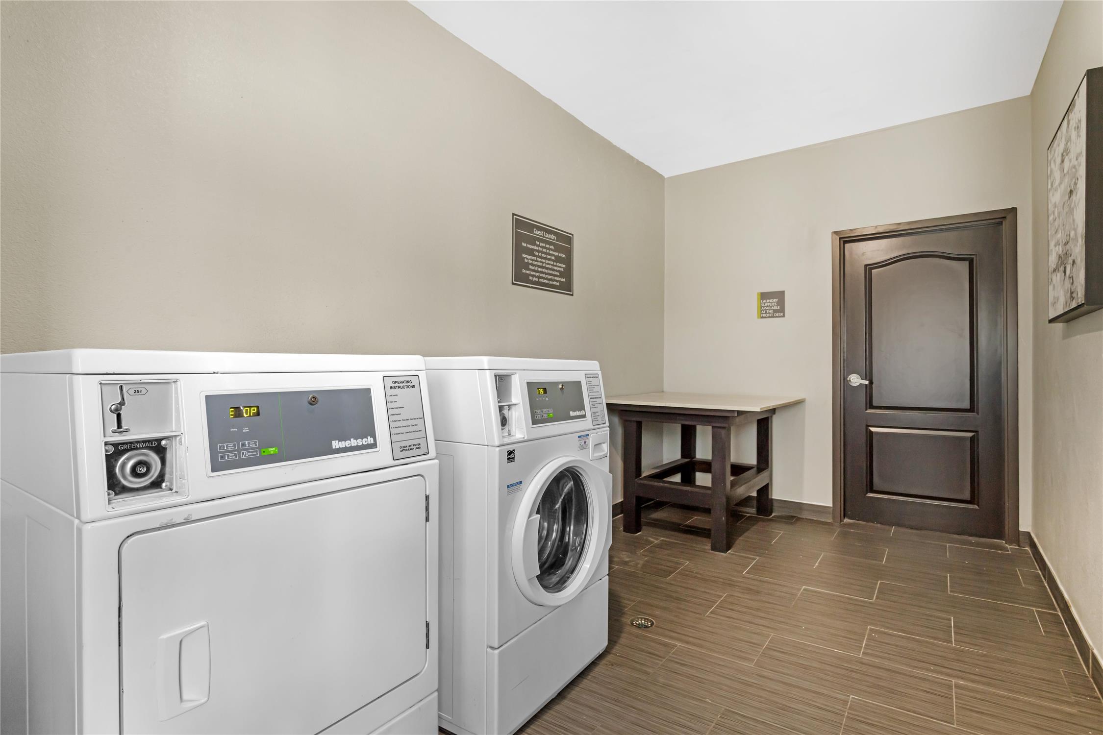 Best Western Plus Bay City Inn & Suites 12/44
